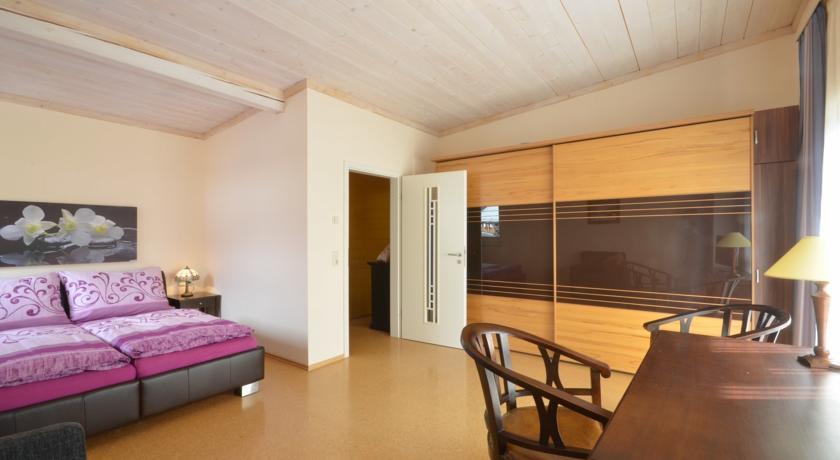 צל-אם-זי Chalet Yulia חדר תמונה